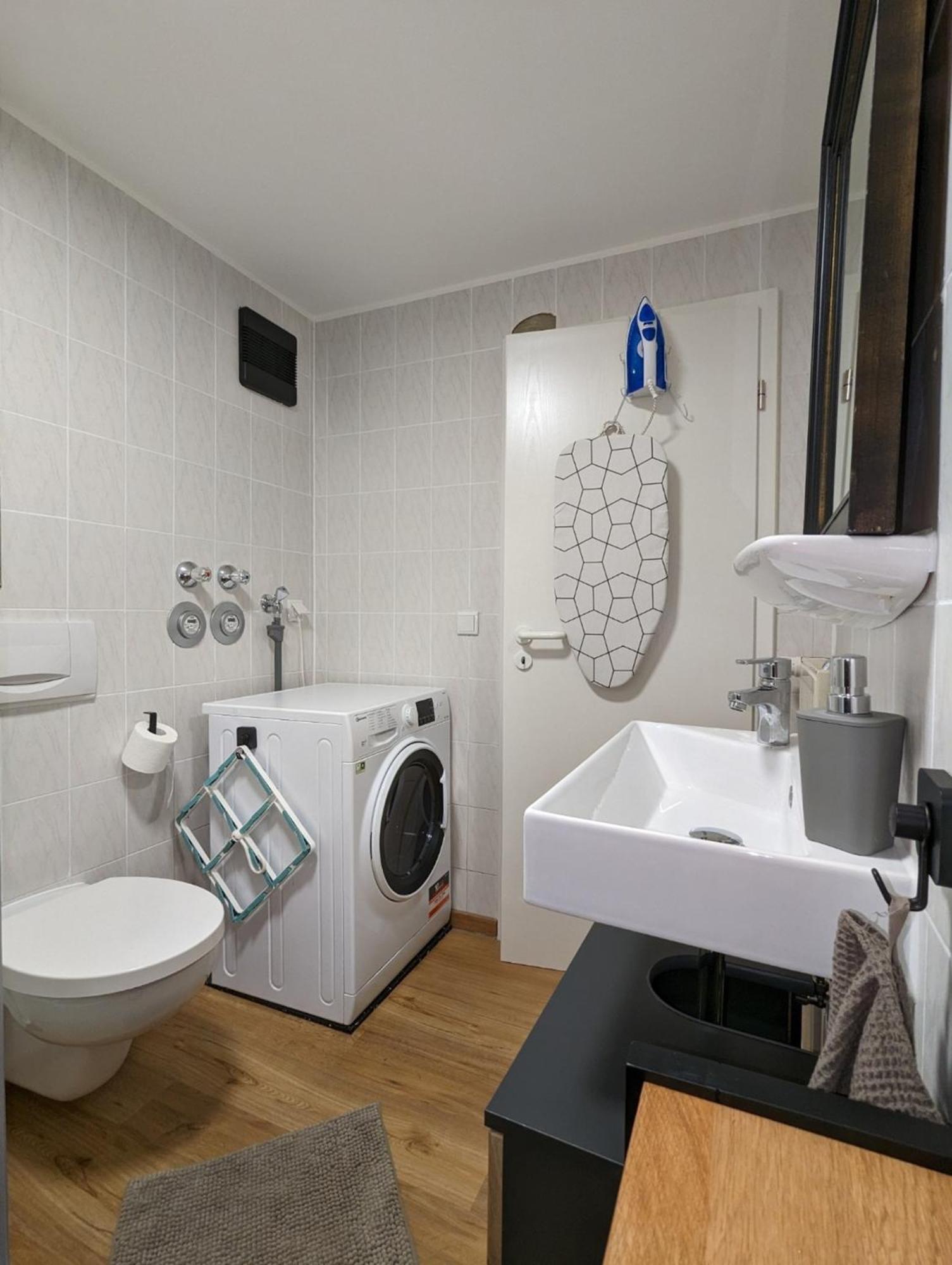 Apartment Am Albertsplatz Кобург Екстериор снимка