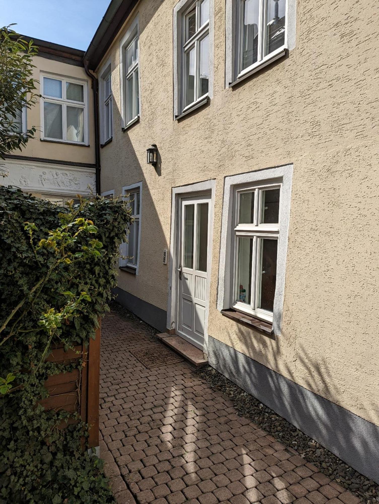 Apartment Am Albertsplatz Кобург Екстериор снимка